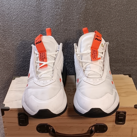 Nike Women's Air Max Up, Size 11.5 - Picture 2 of 10